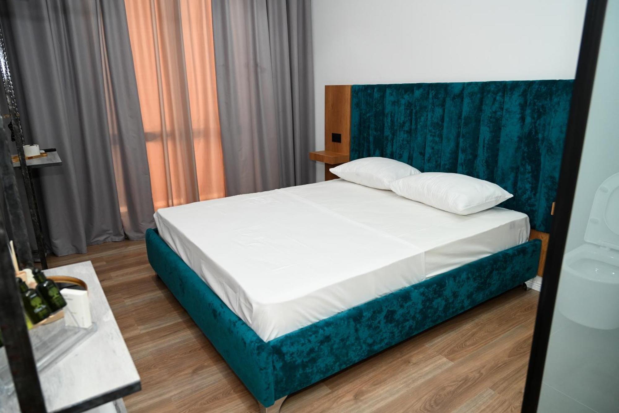 Apollonia Hotel Фиери Экстерьер фото